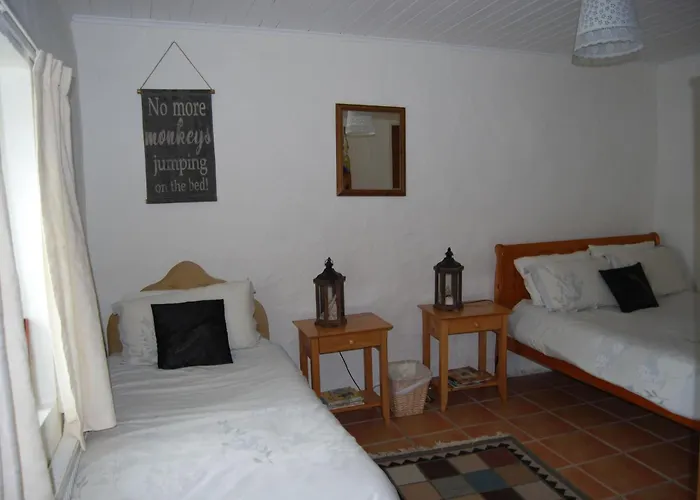 134 Seans Inishnee * Roundstone